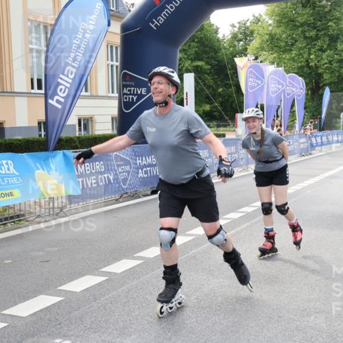 29.06.2025 - hella hamburg halbmarathon Strokosch-Dieckow http://msf.ph/oto/8192807 29.06.2025 09:34:38 Ziel 20050, 20351, 20431, 20435, 20475, 20546 meine-sportfotos.de