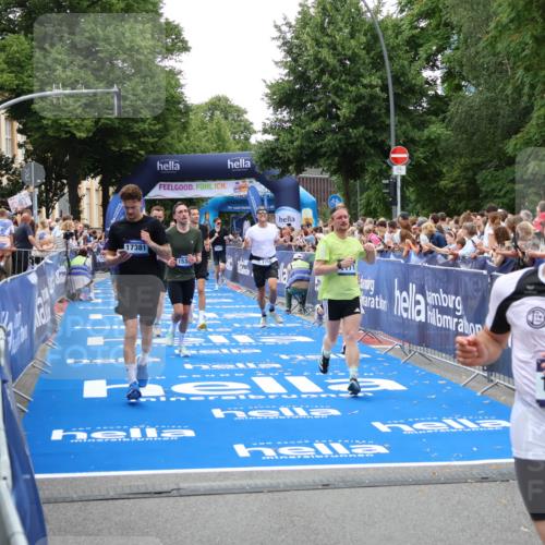 29.06.2025 - hella hamburg halbmarathon Zöllner http://msf.ph/oto/8192816 29.06.2025 10:45:08 Ziel 1171, 2270, 3917, 4997, 6266, 7709, 7843, 9302, 9710, 10313, 10741, 11688, 13919, 15334, 15365, 16685, 16689, 17381 meine-sportfotos.de