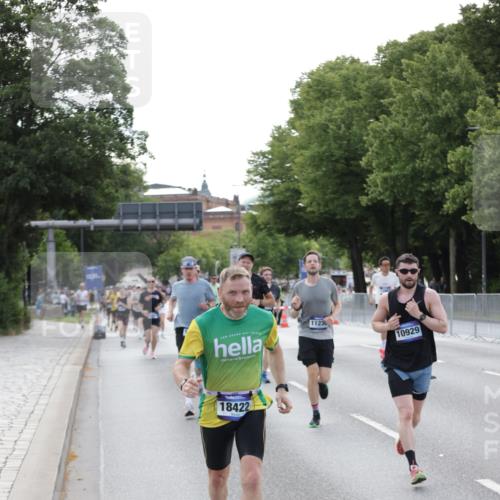 29.06.2025 - hella hamburg halbmarathon Jannik Wohlers http://msf.ph/oto/8192834 29.06.2025 09:45:59 Lombardsbrücke 1344, 2525, 3843, 3955, 4477, 5042, 7534, 7845, 7901, 8784, 8864, 8956, 10298, 10865, 10929, 11230, 11282, 11833, 12987, 13252, 13617, 13961, 14276, 14293, 15391, 15689, 16065, 16140, 16243, 16580, 16931, 17213, 17826, 18235, 18422, 18562, 18563 meine-sportfotos.de