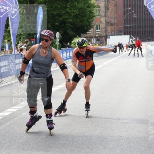 29.06.2025 - hella hamburg halbmarathon Strokosch-Dieckow http://msf.ph/oto/8192850 29.06.2025 09:34:40 Ziel 20050, 20351, 20431, 20435, 20475 meine-sportfotos.de