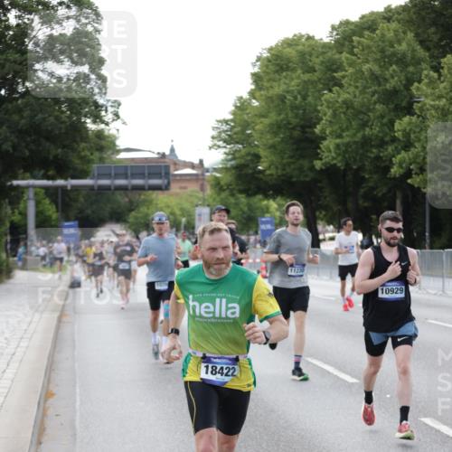 29.06.2025 - hella hamburg halbmarathon Jannik Wohlers http://msf.ph/oto/8192872 29.06.2025 09:45:59 Lombardsbrücke 1344, 2525, 3843, 3955, 4477, 5042, 7534, 7845, 7901, 8784, 8864, 8956, 10298, 10865, 10929, 11230, 11282, 11833, 12987, 13252, 13617, 13961, 14276, 14293, 15391, 15689, 16065, 16140, 16243, 16580, 16931, 17213, 17826, 18235, 18422, 18562, 18563 meine-sportfotos.de
