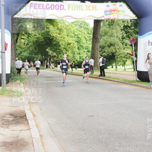 29.06.2025 - hella hamburg halbmarathon MichiJ http://msf.ph/oto/8192891 29.06.2025 10:19:59 Zwischen KM18-KM19 2689, 8318, 12049, 12691 meine-sportfotos.de