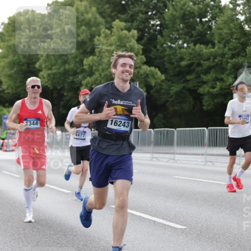 29.06.2025 - hella hamburg halbmarathon Jannik Wohlers http://msf.ph/oto/8192927 29.06.2025 09:46:04 Lombardsbrücke 1344, 1889, 3955, 4477, 7534, 7845, 7901, 8784, 8864, 8956, 10298, 10865, 10929, 11230, 11304, 11661, 12987, 13252, 13617, 13961, 14276, 15391, 15902, 16065, 16140, 16243, 16811, 16931, 16957, 17213, 17826, 18422 meine-sportfotos.de