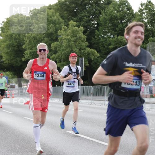 29.06.2025 - hella hamburg halbmarathon Jannik Wohlers http://msf.ph/oto/8192967 29.06.2025 09:46:04 Lombardsbrücke 1344, 1889, 3955, 4477, 7534, 7845, 7901, 8784, 8864, 8956, 10298, 10865, 10929, 11230, 11304, 11661, 12987, 13252, 13617, 13961, 14276, 15391, 15902, 16065, 16140, 16243, 16811, 16931, 16957, 17213, 17826, 18422 meine-sportfotos.de