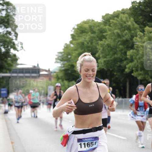 29.06.2025 - hella hamburg halbmarathon Jannik Wohlers http://msf.ph/oto/8193005 29.06.2025 10:24:23 Lombardsbrücke 1352, 2108, 2249, 2280, 2944, 3099, 3113, 3132, 4008, 4010, 4221, 4444, 5126, 5829, 5830, 6261, 6570, 10907, 11651, 11816, 11817, 12070, 12303, 14898, 15124, 15975, 17535, 18105, 18194, 18198 meine-sportfotos.de
