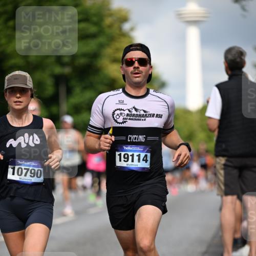 29.06.2025 - hella hamburg halbmarathon Dr. Thomas Lammeyer http://msf.ph/oto/8193074 29.06.2025 09:47:43 Kennedybrücke 1065, 2879, 3075, 3845, 3968, 4678, 5344, 7231, 7349, 7793, 8975, 9047, 10106, 10173, 10790 meine-sportfotos.de