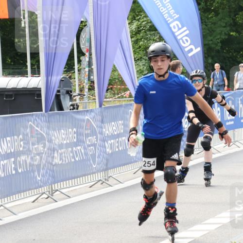 29.06.2025 - hella hamburg halbmarathon Strokosch-Dieckow http://msf.ph/oto/8193136 29.06.2025 09:34:58 Ziel 20095, 20099, 20102, 20254, 20255, 20324 meine-sportfotos.de