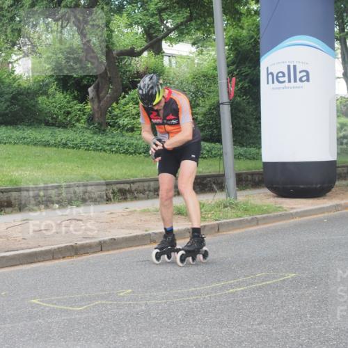 29.06.2025 - hella hamburg halbmarathon KatJ http://msf.ph/oto/8193144 29.06.2025 09:27:04 Zwischen KM18-KM19  meine-sportfotos.de
