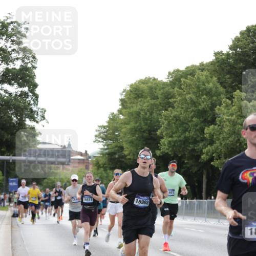 29.06.2025 - hella hamburg halbmarathon Jannik Wohlers http://msf.ph/oto/8193245 29.06.2025 09:46:07 Lombardsbrücke 1344, 1889, 3955, 4477, 4944, 5048, 7534, 7901, 8784, 8864, 10298, 10865, 10929, 11230, 11304, 11661, 12987, 13252, 13617, 13961, 14276, 14450, 15902, 16065, 16140, 16243, 16811, 16931, 16957, 17826, 18277, 18422 meine-sportfotos.de