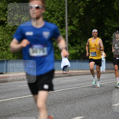 29.06.2025 - hella hamburg halbmarathon Dr. Thomas Lammeyer http://msf.ph/oto/8193306 29.06.2025 09:47:46 Kennedybrücke 1065, 2021, 2879, 3075, 3845, 3968, 4678, 7349, 8731, 8975, 9047, 10106, 10790 meine-sportfotos.de