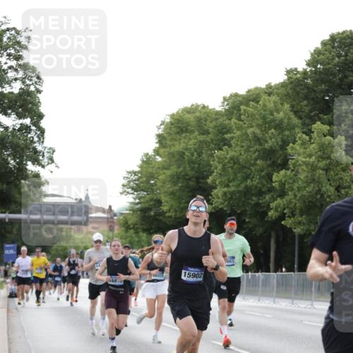29.06.2025 - hella hamburg halbmarathon Jannik Wohlers http://msf.ph/oto/8193342 29.06.2025 09:46:07 Lombardsbrücke 1344, 1889, 3955, 4477, 4944, 5048, 7534, 7901, 8784, 8864, 10298, 10865, 10929, 11230, 11304, 11661, 12987, 13252, 13617, 13961, 14276, 14450, 15902, 16065, 16140, 16243, 16811, 16931, 16957, 17826, 18277, 18422 meine-sportfotos.de