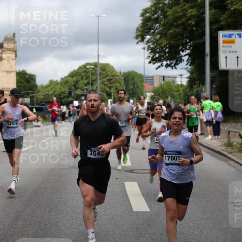 29.06.2025 - hella hamburg halbmarathon Yannick Fuchs http://msf.ph/oto/8193362 29.06.2025 10:44:07 20KM 1216, 1321, 2020, 2234, 2788, 3296, 3414, 3543, 3562, 3852, 3947, 4247, 4933, 5447, 5894, 5978, 6115, 6125, 6282, 7100, 7657, 8153, 8454, 8576, 8689, 8813, 8899, 8921, 9031, 9303, 9491, 9551, 9597, 9723, 10189, 10480, 11339, 11975, 12203, 12235, 12733, 13159, 13225, 13282, 13463, 13758, 13976, 14562, 14794, 14838, 15519, 15620, 15966, 16000, 16403, 16732, 16738, 16843, 16877, 16887, 17001, 17282, 17319, 17908, 18228, 18229, 18350, 18451, 18499, 18884, 18960 meine-sportfotos.de