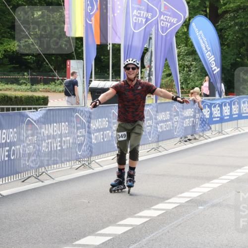 29.06.2025 - hella hamburg halbmarathon Strokosch-Dieckow http://msf.ph/oto/8193381 29.06.2025 09:35:28 Ziel 20349 meine-sportfotos.de