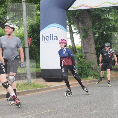 29.06.2025 - hella hamburg halbmarathon KatJ http://msf.ph/oto/8193499 29.06.2025 09:27:06 Zwischen KM18-KM19  meine-sportfotos.de