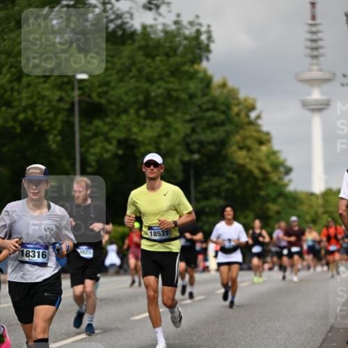 29.06.2025 - hella hamburg halbmarathon Dr. Thomas Lammeyer http://msf.ph/oto/8193501 29.06.2025 10:11:16 Kennedybrücke 4502, 5287, 5807, 5845, 5926, 6314, 6664, 9560, 10212, 10283, 10703, 11114, 11394 meine-sportfotos.de