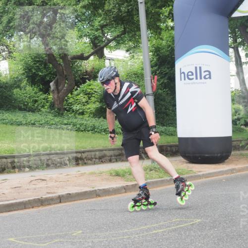 29.06.2025 - hella hamburg halbmarathon KatJ http://msf.ph/oto/8193624 29.06.2025 09:27:07 Zwischen KM18-KM19  meine-sportfotos.de