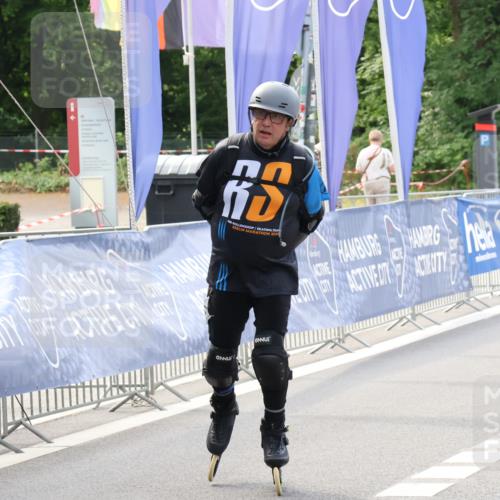 29.06.2025 - hella hamburg halbmarathon Strokosch-Dieckow http://msf.ph/oto/8193630 29.06.2025 09:36:14 Ziel 20120, 20393, 20394, 20398 meine-sportfotos.de