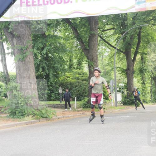 29.06.2025 - hella hamburg halbmarathon KatJ http://msf.ph/oto/8193672 29.06.2025 09:27:12 Zwischen KM18-KM19  meine-sportfotos.de