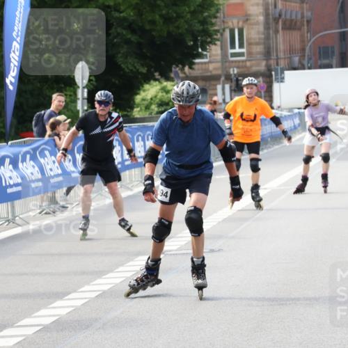 29.06.2025 - hella hamburg halbmarathon Strokosch-Dieckow http://msf.ph/oto/8193711 29.06.2025 09:36:19 Ziel 20120, 20279, 20393, 20394, 20398 meine-sportfotos.de