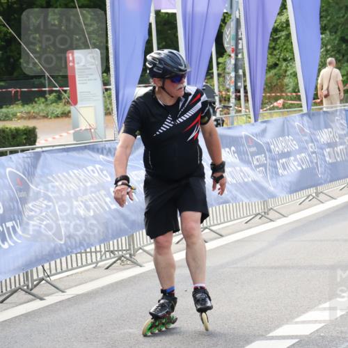 29.06.2025 - hella hamburg halbmarathon Strokosch-Dieckow http://msf.ph/oto/8193785 29.06.2025 09:36:23 Ziel 20120, 20279, 20393, 20394 meine-sportfotos.de