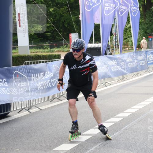 29.06.2025 - hella hamburg halbmarathon Strokosch-Dieckow http://msf.ph/oto/8193808 29.06.2025 09:36:24 Ziel 20120, 20279, 20393, 20394 meine-sportfotos.de
