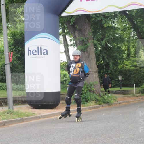 29.06.2025 - hella hamburg halbmarathon KatJ http://msf.ph/oto/8193868 29.06.2025 09:27:17 Zwischen KM18-KM19  meine-sportfotos.de