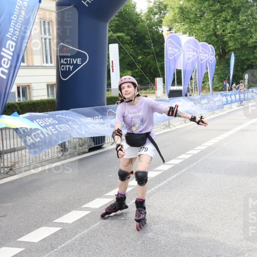 29.06.2025 - hella hamburg halbmarathon Strokosch-Dieckow http://msf.ph/oto/8193896 29.06.2025 09:36:27 Ziel 20120, 20279, 20393 meine-sportfotos.de