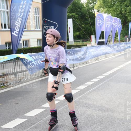 29.06.2025 - hella hamburg halbmarathon Strokosch-Dieckow http://msf.ph/oto/8193904 29.06.2025 09:36:27 Ziel 20120, 20279, 20393 meine-sportfotos.de