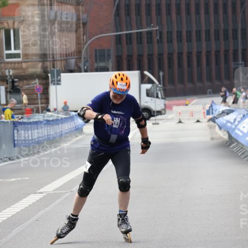 29.06.2025 - hella hamburg halbmarathon Strokosch-Dieckow http://msf.ph/oto/8193918 29.06.2025 09:36:51 Ziel 20094 meine-sportfotos.de