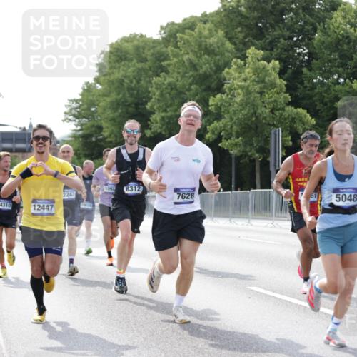 29.06.2025 - hella hamburg halbmarathon Jannik Wohlers http://msf.ph/oto/8193954 29.06.2025 09:46:14 Lombardsbrücke 1344, 1889, 2243, 4477, 4944, 5048, 5152, 6683, 7628, 8312, 8784, 10298, 10927, 10929, 11230, 11304, 11661, 12447, 12987, 13961, 14310, 14450, 15902, 16065, 16140, 16243, 16505, 16619, 16811, 16957, 17751, 18277, 18422 meine-sportfotos.de