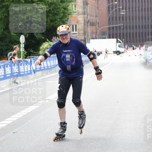 29.06.2025 - hella hamburg halbmarathon Strokosch-Dieckow http://msf.ph/oto/8193981 29.06.2025 09:36:54 Ziel 20094 meine-sportfotos.de