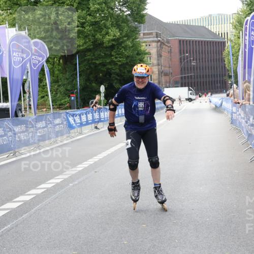 29.06.2025 - hella hamburg halbmarathon Strokosch-Dieckow http://msf.ph/oto/8194007 29.06.2025 09:36:55 Ziel 20094 meine-sportfotos.de