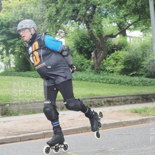 29.06.2025 - hella hamburg halbmarathon KatJ http://msf.ph/oto/8194032 29.06.2025 09:27:18 Zwischen KM18-KM19  meine-sportfotos.de