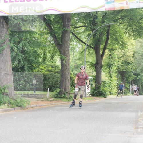 29.06.2025 - hella hamburg halbmarathon KatJ http://msf.ph/oto/8194116 29.06.2025 09:27:36 Zwischen KM18-KM19  meine-sportfotos.de