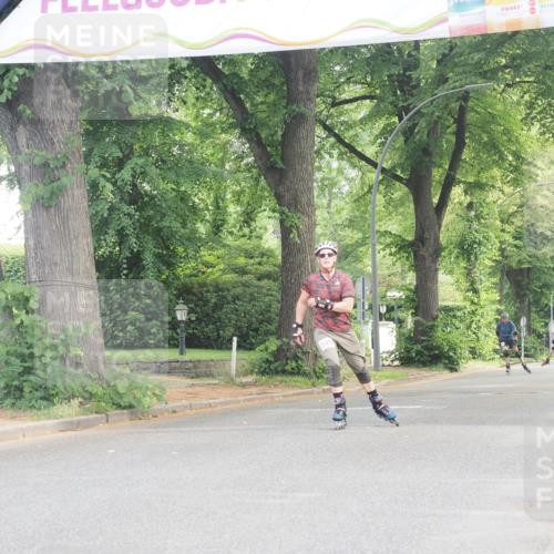 29.06.2025 - hella hamburg halbmarathon KatJ http://msf.ph/oto/8194128 29.06.2025 09:27:36 Zwischen KM18-KM19  meine-sportfotos.de
