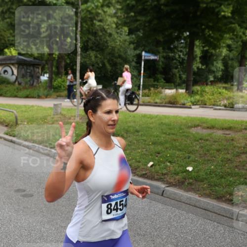 29.06.2025 - hella hamburg halbmarathon Yannick Fuchs http://msf.ph/oto/8194147 29.06.2025 10:44:09 20KM 1216, 1321, 2020, 2234, 2788, 3296, 3414, 3543, 3562, 3852, 3947, 4247, 4933, 5447, 5894, 5978, 6125, 6282, 7100, 7657, 8153, 8313, 8454, 8576, 8689, 8813, 8899, 8921, 9031, 9303, 9491, 9551, 9597, 9723, 10189, 10480, 11339, 11975, 12203, 12235, 12527, 12733, 13159, 13225, 13282, 13463, 13758, 13976, 14562, 14794, 14838, 15620, 15966, 16000, 16242, 16403, 16732, 16738, 16843, 16877, 16887, 17001, 17282, 17319, 18228, 18229, 18350, 18451, 18499, 18884 meine-sportfotos.de