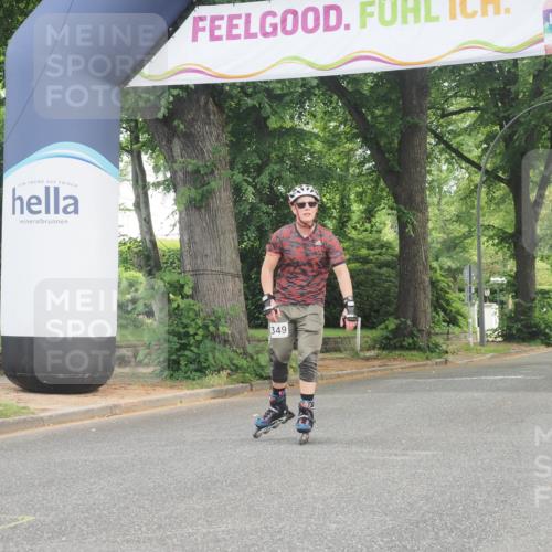 29.06.2025 - hella hamburg halbmarathon KatJ http://msf.ph/oto/8194209 29.06.2025 09:27:37 Zwischen KM18-KM19  meine-sportfotos.de