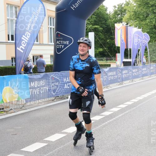 29.06.2025 - hella hamburg halbmarathon Strokosch-Dieckow http://msf.ph/oto/8194371 29.06.2025 09:38:11 Ziel 20059, 20061, 20317 meine-sportfotos.de