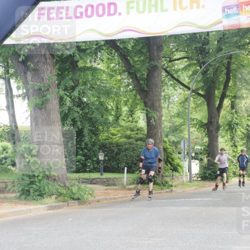 29.06.2025 - hella hamburg halbmarathon KatJ http://msf.ph/oto/8194487 29.06.2025 09:27:41 Zwischen KM18-KM19  meine-sportfotos.de