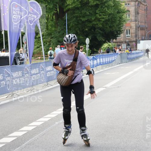 29.06.2025 - hella hamburg halbmarathon Strokosch-Dieckow http://msf.ph/oto/8194600 29.06.2025 09:38:28 Ziel 20298 meine-sportfotos.de