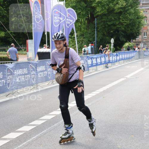 29.06.2025 - hella hamburg halbmarathon Strokosch-Dieckow http://msf.ph/oto/8194625 29.06.2025 09:38:29 Ziel 20185, 20298 meine-sportfotos.de