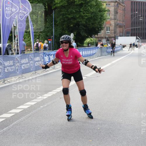 29.06.2025 - hella hamburg halbmarathon Strokosch-Dieckow http://msf.ph/oto/8194728 29.06.2025 09:38:40 Ziel 20185 meine-sportfotos.de