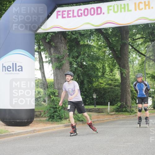 29.06.2025 - hella hamburg halbmarathon KatJ http://msf.ph/oto/8194912 29.06.2025 09:27:44 Zwischen KM18-KM19  meine-sportfotos.de