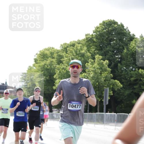 29.06.2025 - hella hamburg halbmarathon Jannik Wohlers http://msf.ph/oto/8194932 29.06.2025 09:46:24 Lombardsbrücke 1053, 2243, 4944, 5048, 5152, 5660, 6683, 7080, 7466, 7622, 7628, 7867, 8312, 10477, 10927, 11304, 11661, 11898, 12447, 12899, 13199, 13493, 13494, 13729, 14310, 14450, 14899, 16417, 16505, 16619, 16811, 16881, 16957, 17137, 17329, 17751, 18026, 18277, 18357, 18600, 18824 meine-sportfotos.de