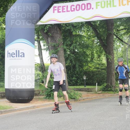 29.06.2025 - hella hamburg halbmarathon KatJ http://msf.ph/oto/8194971 29.06.2025 09:27:44 Zwischen KM18-KM19  meine-sportfotos.de