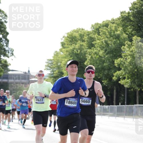 29.06.2025 - hella hamburg halbmarathon Jannik Wohlers http://msf.ph/oto/8195014 29.06.2025 09:46:25 Lombardsbrücke 1053, 1577, 2243, 4944, 5048, 5152, 5660, 6683, 7080, 7466, 7622, 7628, 7867, 8312, 8323, 10477, 10927, 11898, 12447, 12899, 13199, 13493, 13494, 13729, 14310, 14450, 14899, 16417, 16505, 16619, 16881, 16957, 17137, 17329, 17751, 18026, 18277, 18357, 18600, 18824 meine-sportfotos.de