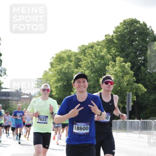 29.06.2025 - hella hamburg halbmarathon Jannik Wohlers http://msf.ph/oto/8195071 29.06.2025 09:46:25 Lombardsbrücke 1053, 1577, 2243, 4944, 5048, 5152, 5660, 6683, 7080, 7466, 7622, 7628, 7867, 8312, 8323, 10477, 10927, 11898, 12447, 12899, 13199, 13493, 13494, 13729, 14310, 14450, 14899, 16417, 16505, 16619, 16881, 16957, 17137, 17329, 17751, 18026, 18277, 18357, 18600, 18824 meine-sportfotos.de