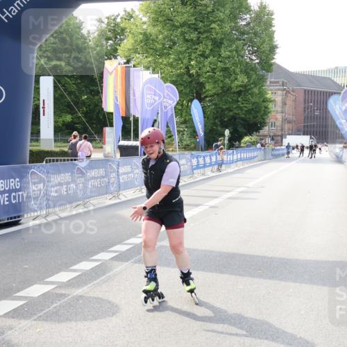 29.06.2025 - hella hamburg halbmarathon Strokosch-Dieckow http://msf.ph/oto/8195106 29.06.2025 09:39:18 Ziel 20167 meine-sportfotos.de
