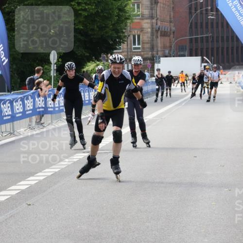 29.06.2025 - hella hamburg halbmarathon Strokosch-Dieckow http://msf.ph/oto/8195135 29.06.2025 09:39:32 Ziel 20002, 20009, 20064, 20065, 20382 meine-sportfotos.de