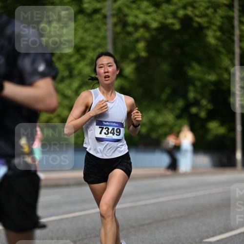 29.06.2025 - hella hamburg halbmarathon Dr. Thomas Lammeyer http://msf.ph/oto/8195138 29.06.2025 09:47:50 Kennedybrücke 1065, 2021, 2879, 3075, 3845, 3968, 4678, 5367, 7349, 8473, 8731, 9047, 10790, 10848 meine-sportfotos.de